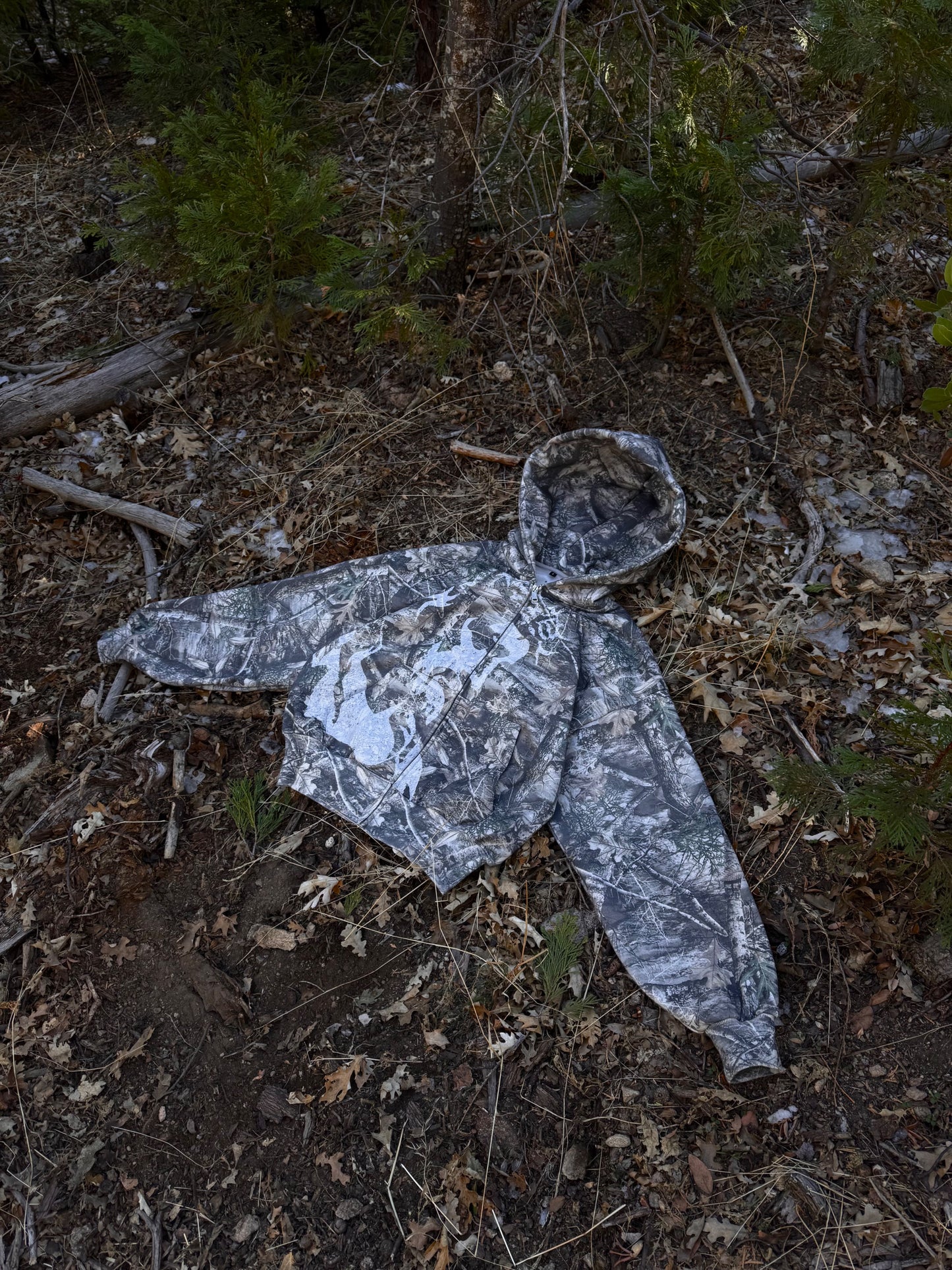 EMUNAH Camo Zip